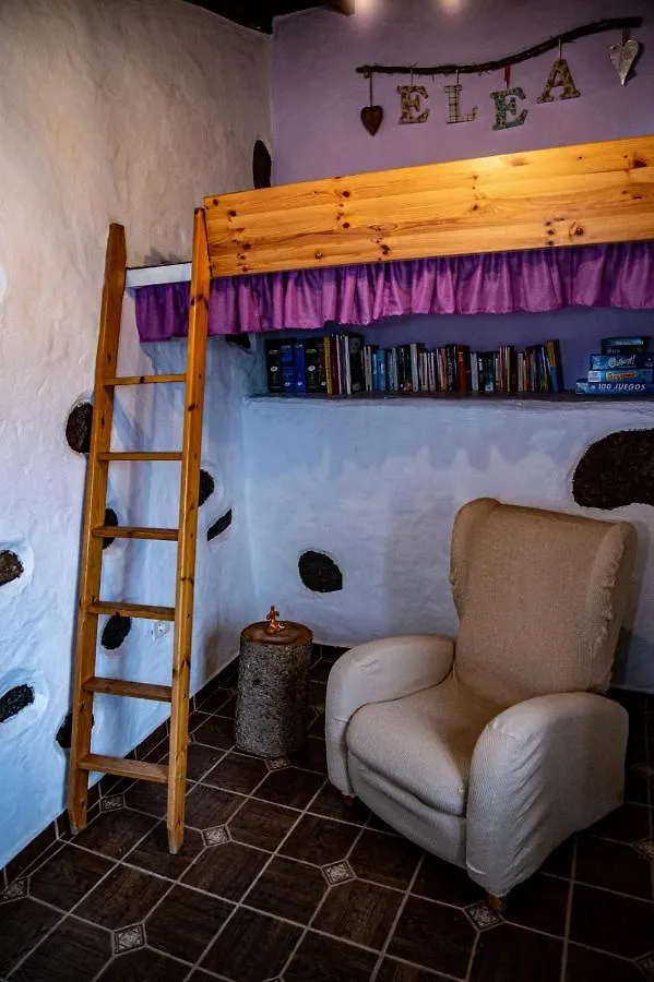 Casa Elea Guest House San Bartolome de Tirajana  Country house San Bartolome de Tirajana (Gran Canaria)